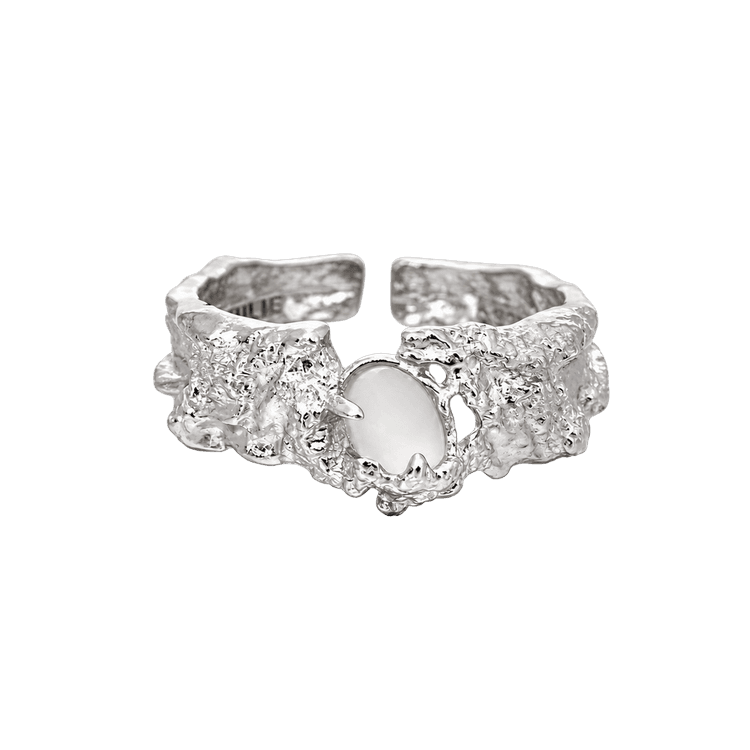 Pearl Tide Band in Silver and White